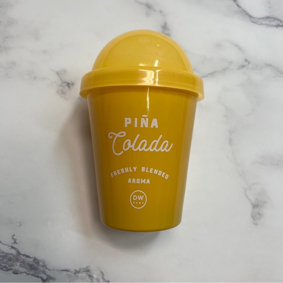 DW Home Candle “Sips” Collection - MINI Pina Colada - Picture 1 of 2